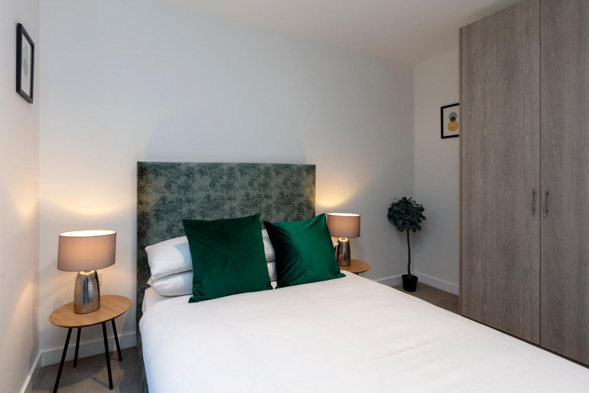 Deluxe North Central London Apartment ภายนอก รูปภาพ